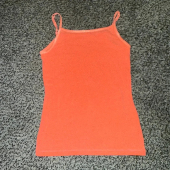 Old navy salmon/orange fitted tank - Picture 1 of 3